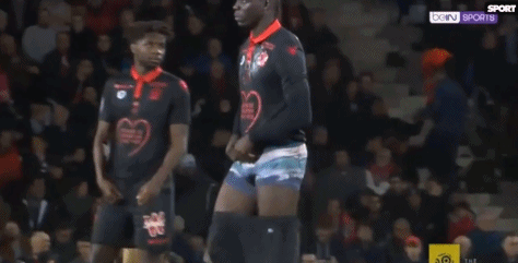 卢卡斯-恩梅加：以维尔茨的实力肯定能立足英超，他需要适应（卢卡斯-恩梅加：维尔茨有实力立足英超，仍需时间适应）