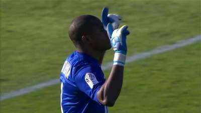 德乙前瞻：杜塞尔多夫大幅迫近降级区，沙尔克需3分巩固榜首（德乙前瞻：杜塞尔多夫逼近降级线，沙尔克力争三分稳住榜首）