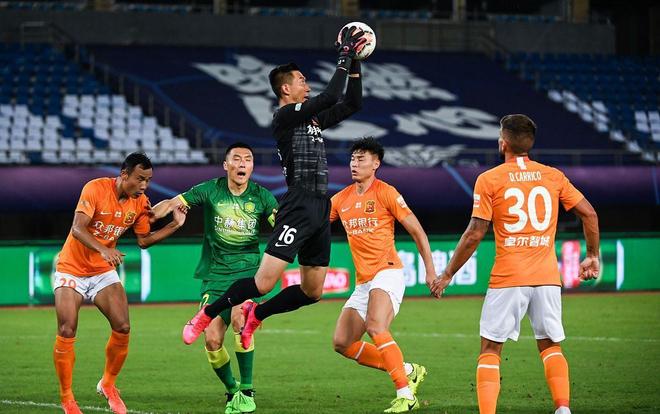 FC ONLINE｜中超争冠终章来袭！沪上双雄末轮定江山（FC ONLINE｜中超封王大结局将启！沪上双雄收官一役见分晓）