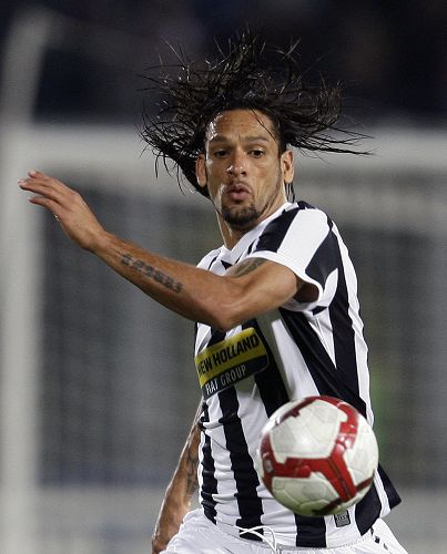 意甲最新积分战报：前2积分相同，米兰奇迹逆袭，热那亚绝杀