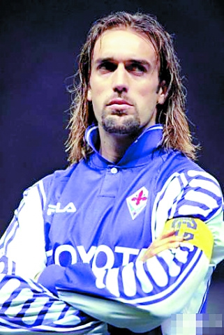 罗马诺：凯恩完全专注于拜仁，双方即将进行续约谈判（罗马诺：凯恩心无旁骛投身拜仁，续约谈判即将启动）