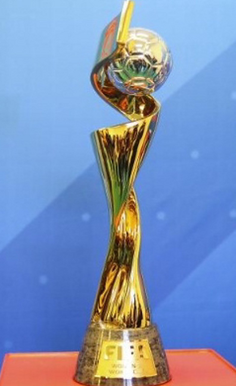 葡媒票选21世纪葡萄牙最佳：C罗、B费、若塔、菲戈均在列（葡媒评选21世纪葡萄牙最佳名单：C罗、B费、若塔、菲戈悉数入围）