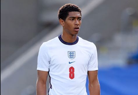 每体：博阿滕在巴萨体育城训练数日，并与弗里克会面