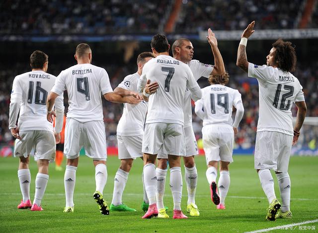 球员介绍《卡萨诺》大闹罗马城，戏耍伯纳乌（人物志：卡萨诺搅动罗马城，戏弄伯纳乌）