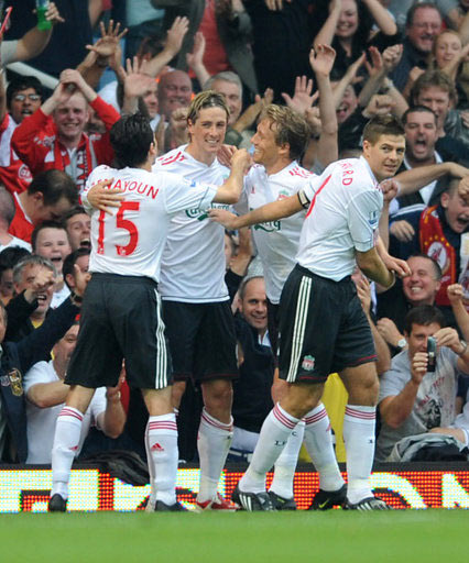 记者：恰尔汗奥卢右腿内收肌拉伤，阿切尔比右腿屈肌拉伤（记者称：恰尔汗奥卢右腿内收肌受伤，阿切尔比右腿屈肌拉伤）