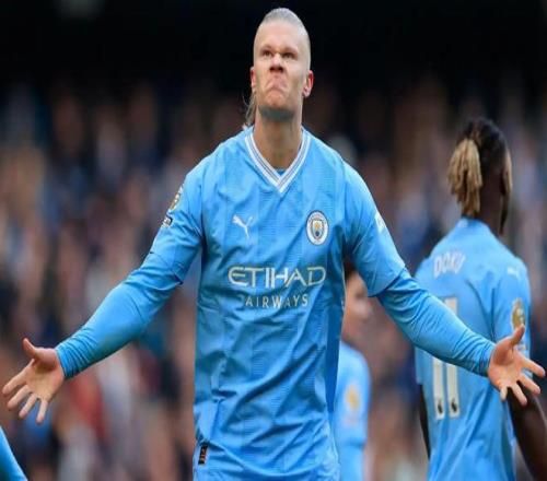 马尔卡宁持续得分表演，半场17分扛起进攻大旗