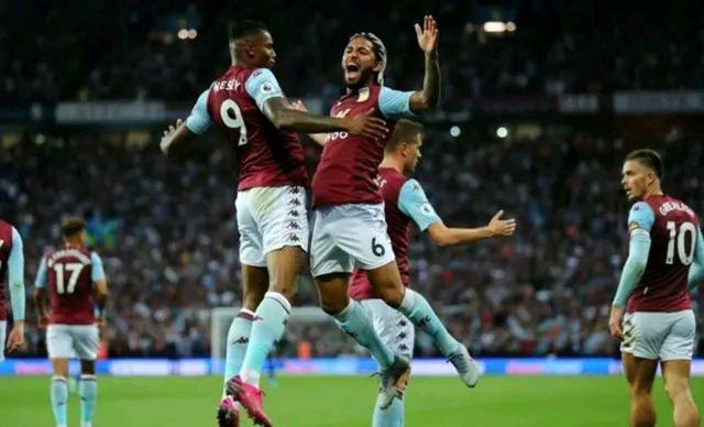 作为个体，每个人都是不同的。我喜欢吃粤菜，你喜欢...（各有所爱：我偏爱粤菜，你钟情于……）