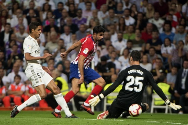 斯卢茨基：我们丢球后不得不加强进攻，这给了对手很多空间