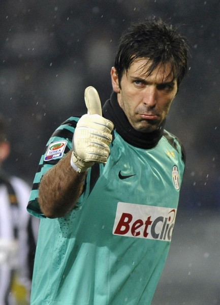 日本队锋线火力惊人