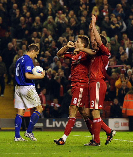 足球报：海港内部鼓励球员放开去打，高层无条件信任穆斯卡特（足球报：海港鼓励球员放开踢，高层对穆斯卡特完全信任）