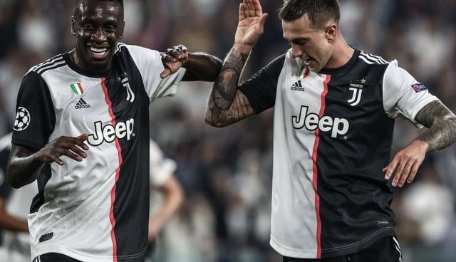 英格兰球员周薪排行榜：伊万-托尼42.3万镑居首，凯恩第二（英格兰球员周薪榜出炉：伊万-托尼以42.3万英镑领跑，凯恩第二）