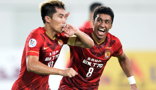 替补上阵，国米两位小将斯皮纳塞和博沃上演一线队首秀